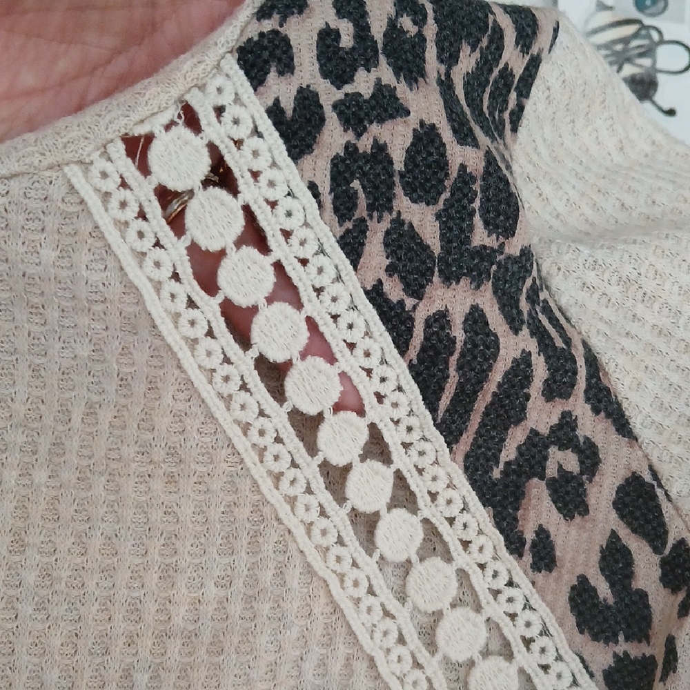 BiBi Beige Sweatshirt with Leopard Print and Lace - Picture 6 of 6